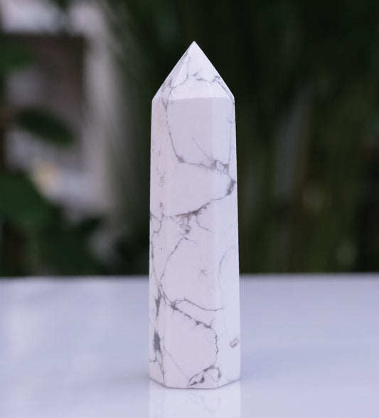 Howlite Point - Strength, Calm & Knowledge